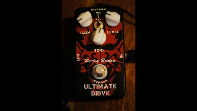 AMT S-Drive, Harley Benton JOYO Ultimate Drive, Jet City 20 H смотреть онлайн