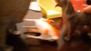 (Фигурки собак)сериал стая собак и волков(@_@)