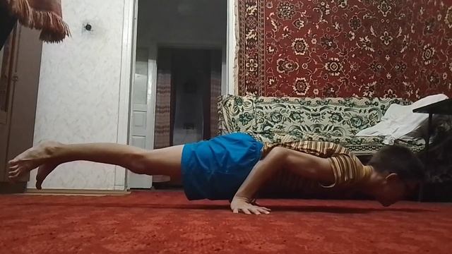 Идеальный крокодил без упора в живот или горизонт на согнутых смотреть онлайн