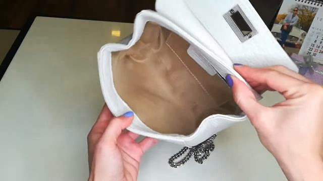 СУМКА КРОСС БОДИ EMANUELA FERRETTI 85307 WHITE FLOATER БЕЛЫЙ/БЕЖЕВЫЙ смотреть онлайн