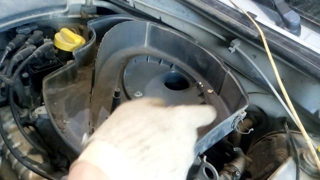 ЗАМЕНА ВОЗДУШНЫХ ФИЛЬТРОВ ЛОГАН, сандеро. Renault LOGAN, SANDERO. смотреть онлайн