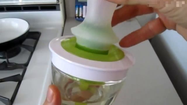 ТОП товары. Кисточка для масла с емкостью. Товары и аксессуары для кухни с алиэкспресс. смотреть онлайн