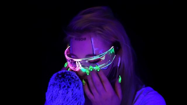 ASMR | Cyberpunk, glowing nails, visuals, tapping, whispered ramble, fluffy mic sounds... смотреть онлайн