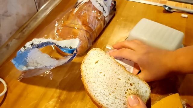 Пробежали две черные кошки .Тамара заболела ! смотреть онлайн