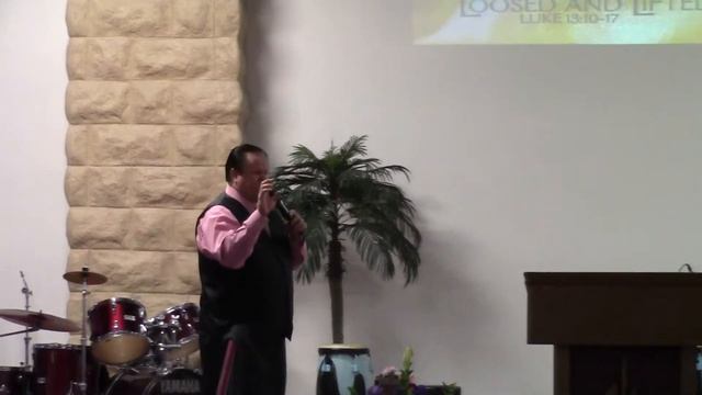 2015 03 29 Ron Folkner- Crippled Woman Healed смотреть онлайн