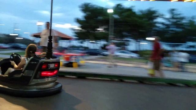 Неа Потидеа забавен парк смотреть онлайн