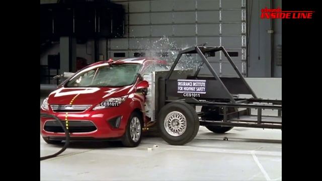 2011 Ford Fiesta Crash Test | News Video | Edmunds.com
