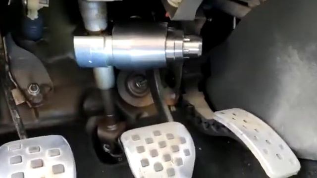 Защита от угона: Блокиратор на рулевой вал Перехват Универсал Renault Megane (Рено Меган) смотреть онлайн