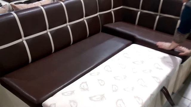 Уютный кухонный уголок «Квадро 5 ДУ» со спальным местом. смотреть онлайн