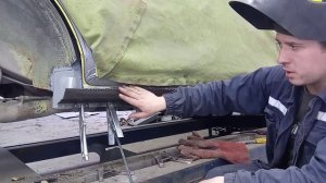 Mazda Demio как приварить порог и арку встык, переварка правой стороны