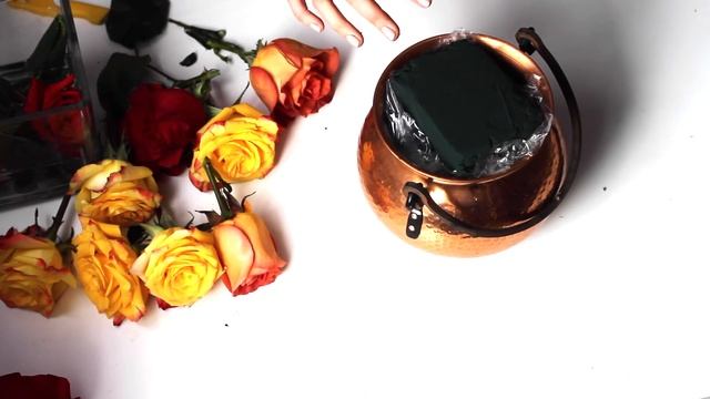 Простая композиция в медном зольнике для вашего интерьера. A simple composition. смотреть онлайн