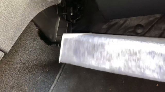 How to replace your automotive cabin air filter Dacia Sandero Stepway DIY смотреть онлайн