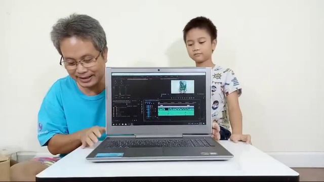 แกะกล่องคอมพิวเตอร์ตัดต่อน้องเต๋อ Notebook Dell Vostro 7570 | เต๋อพาเที่ยว смотреть онлайн