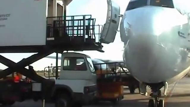 Aeroporto di Bologna, "L'Aeroporto in 4 minuti" смотреть онлайн