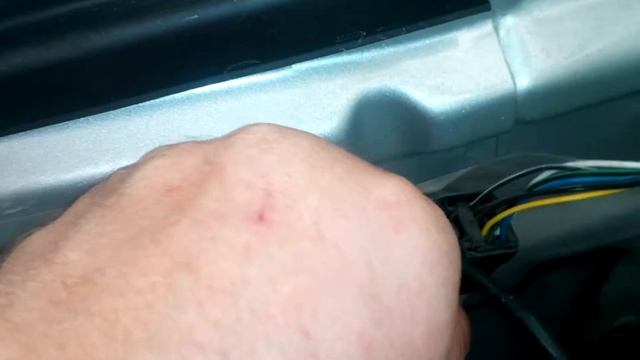 Как снять обшивку двери Geely Emgrand EC 7 смотреть онлайн