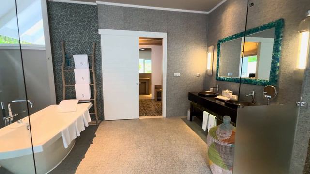 Beach Villa Room Tour Nr. 302 @ Seaside Finolhu Baa Atoll Maldives смотреть онлайн