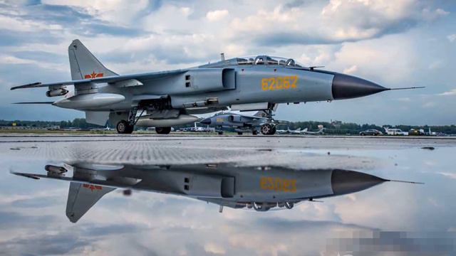Китай намерен покорить «Авиадартс» новой моделью JH-7AII смотреть онлайн