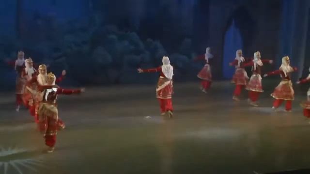 Танец "Шаллы-шаллы" (Shalli reqsi) смотреть онлайн