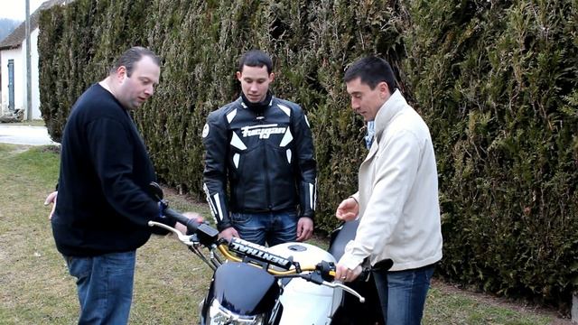 Essai Suzuki 600 GSR pour tradeslux.com смотреть онлайн