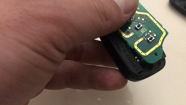 Renault Megane Fluence Anahtar Pil Değişimi Nasıl Yapılır ? | Renault Key Battery Change Replacemen