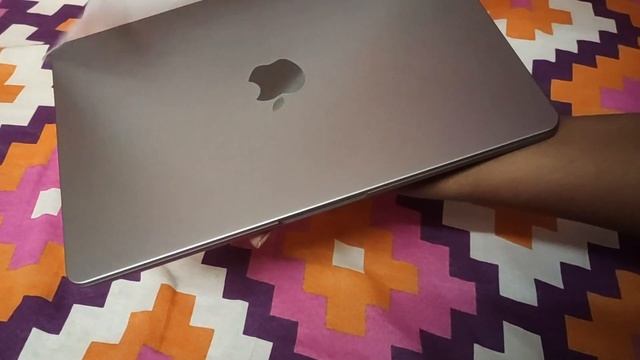 MacBook Air M2 Space Gray: Unboxing and First Look смотреть онлайн