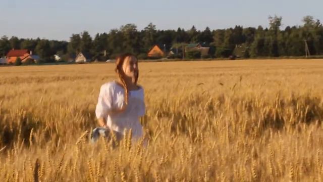 Фотосессия в поле// Фотосессия на закате смотреть онлайн