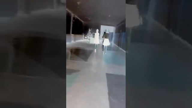 Первый день в школе - зомби с телефоном)) смотреть онлайн