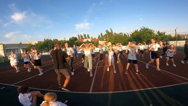 ЛЕТО 2021! Спортивный танец 1 отряда! смотреть онлайн