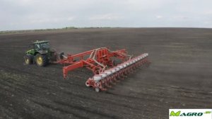 Работа сеялки Maschio Gaspardo Metro