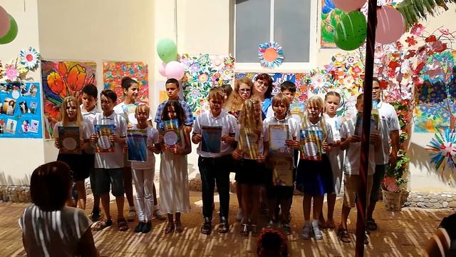 часть 12. Очень трогательное исполнение песни «Прощай наш первый учитель», 4 класс. смотреть онлайн