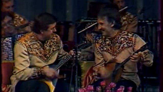 Woolen Boots on BALALAIKA - Валенки Шалов балалайка дуэт Царенко, Калинский смотреть онлайн