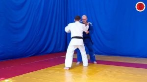 Контрприем от зацепа изнутри голенью (о-учи-гаэши/o-uchi-gaeshi)