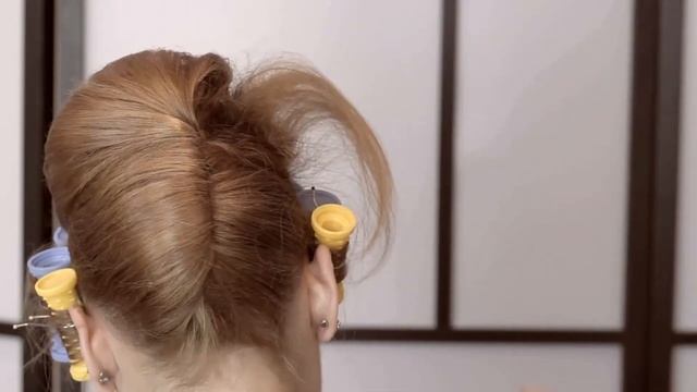 Part 2 Learn Audrey Hepburn/French Pleat vintage bridal hairstyle for short hair. смотреть онлайн