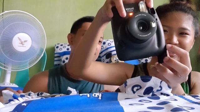 FUJIFILM INSTAX MINI 11 UNBOXING ? | My First ever Camera! смотреть онлайн