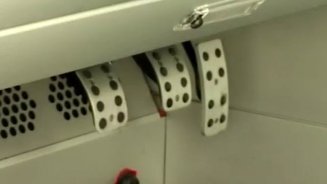 Vauxhall VX220 Road Test & Review (2002) смотреть онлайн