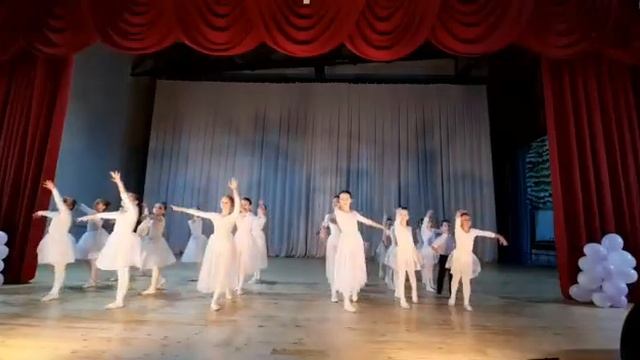 Поселок Агроном, 8 марта 2022 г. танцевальный коллектив Колибри смотреть онлайн