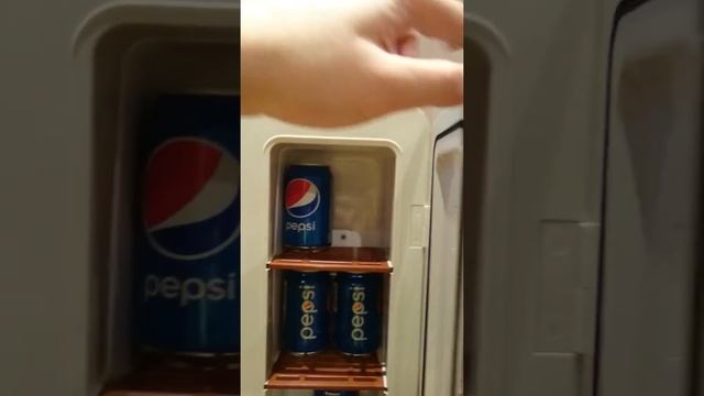 Звуки из холодильника смотреть онлайн