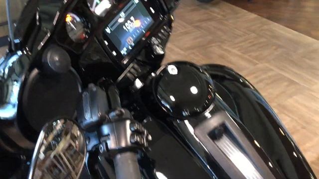 Ultra Limited 2020 m/y Harley-Davidson (Trade-in) смотреть онлайн
