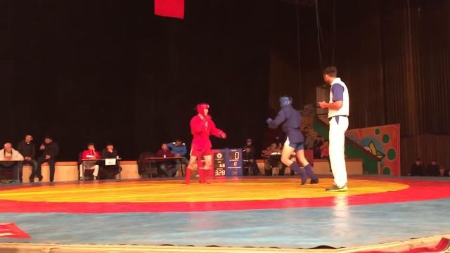 Боевой самбо Чемпионат Киргизия вес 68кг Расул Тезекбаев v/s Абдувалиев Арген смотреть онлайн