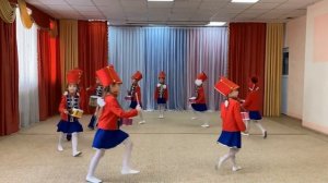 Гусарский танец в детском саду