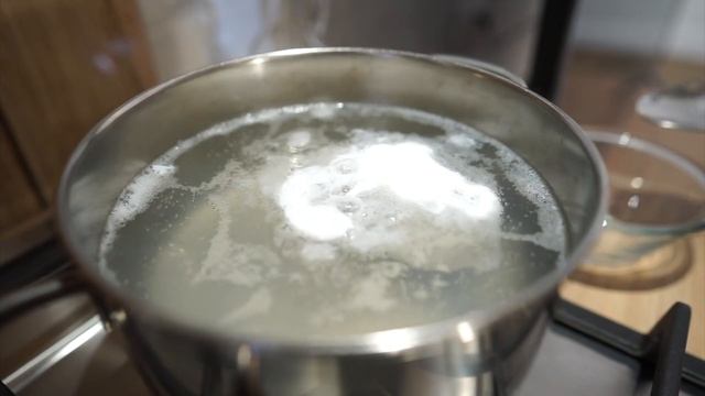 CENA CON 3 INGREDIENTI per tutta la famiglia! Uova in camicia , Secondo piatto facile e veoce смотреть онлайн