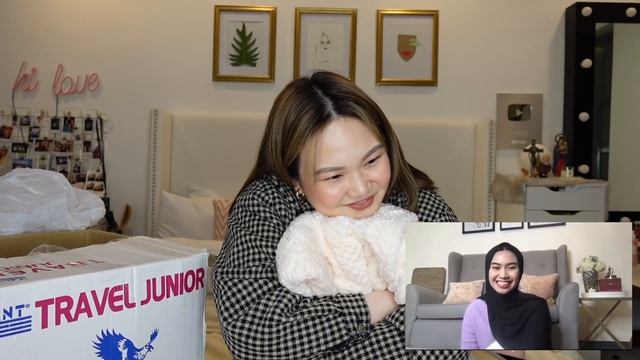I PAID MY BEST FRIEND PHP 5000 TO MAKE ME A LAZADA MYSTERY BOX! | ASHLEY SANDRINE смотреть онлайн