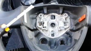 лада гранта как снять подушку безопасности,не работает сигнал и подушка безопасности.mp4