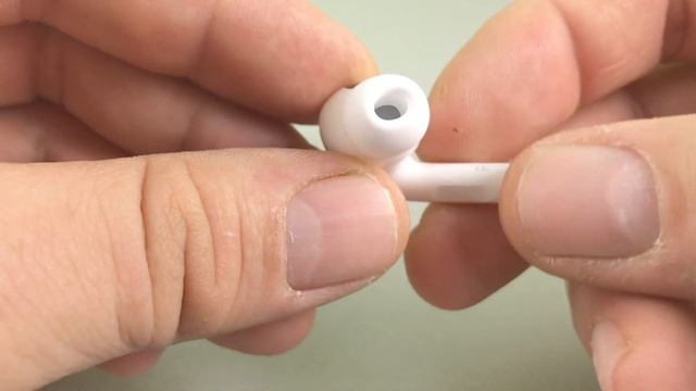 AirPods Pro  распаковка обзор и первое подключение к IPhone