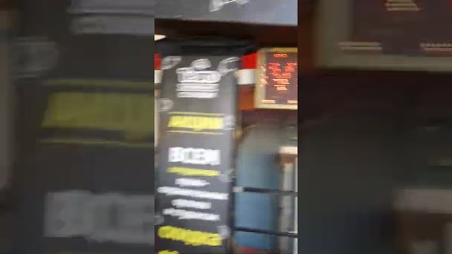 Меня взяли на работу уборщицей в столовую (пельменную) смотреть онлайн