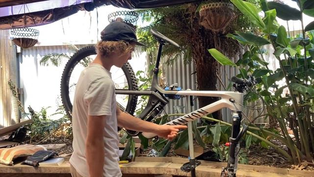 Unboxing - Canyon Strive CFR Underdog 2023