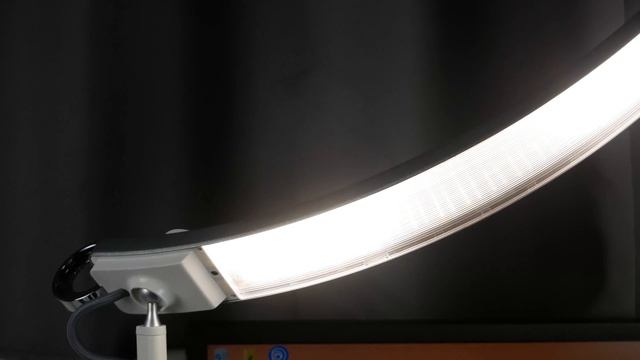 BenQ Genie e-Reading Smart LED Lamp Review | Best Desk Lamp? смотреть онлайн