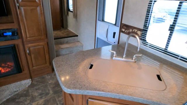 SOLD! 2014 Keystone Cougar 330RBK Fifth Wheel, 3 Slides, 2 Bedrooms, Sleeps 10, 9900 Pounds $29,900 смотреть онлайн