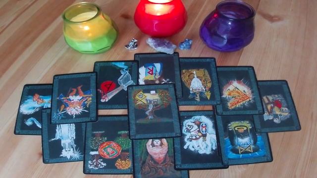 Весы Конец 2020 года Важно знать будущее сегодня! Гадание на рунах смотреть онлайн