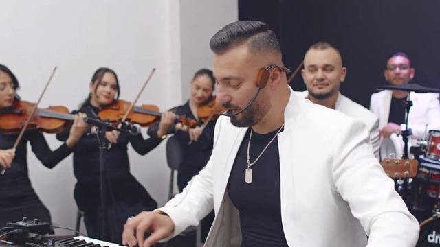 Vis Milotsi - Muza (Official Video 6k) смотреть онлайн